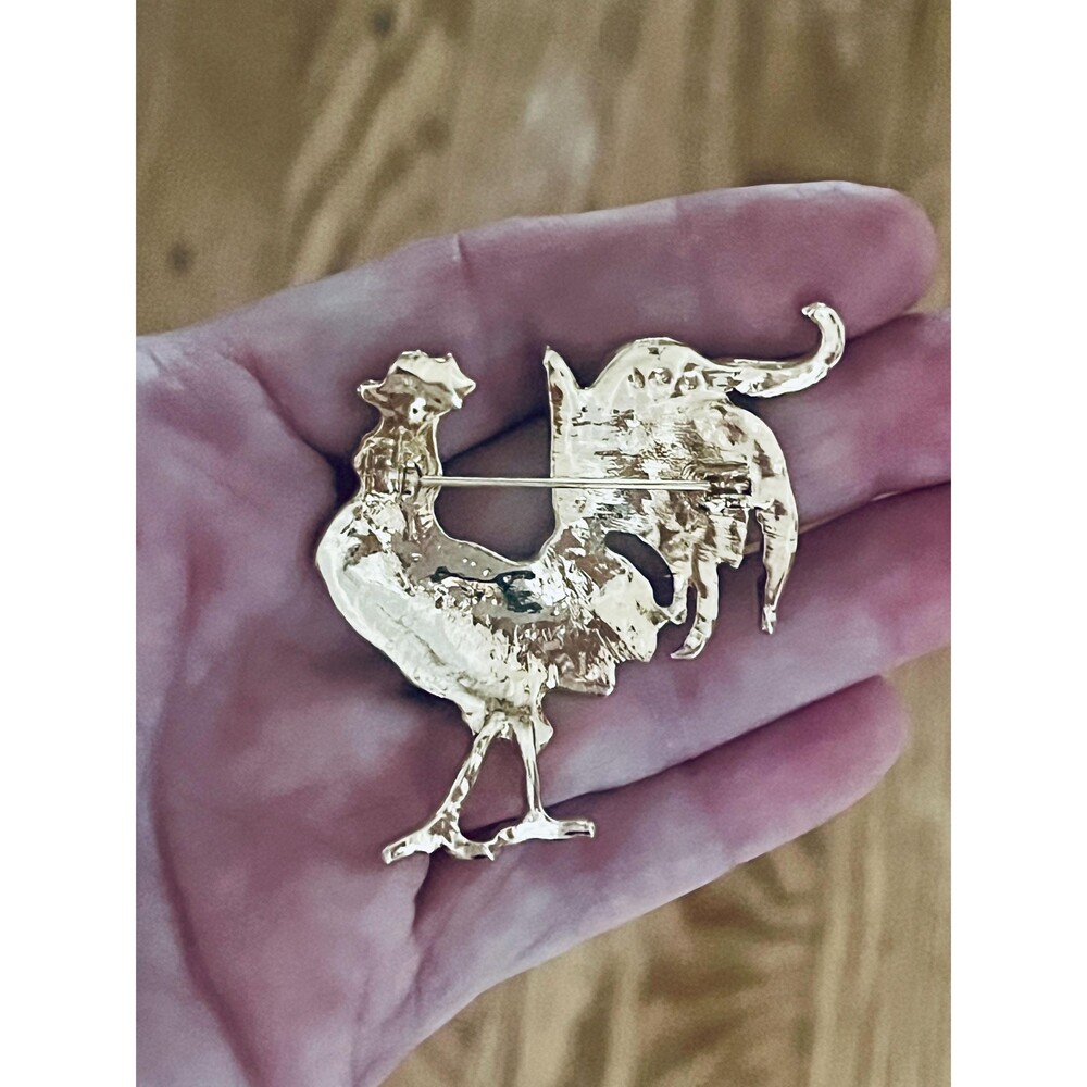 Vintage 80s Colorful Rooster Enamel & Rhinestone Farm Animal Pin/Brooch - Picture 3 of 3